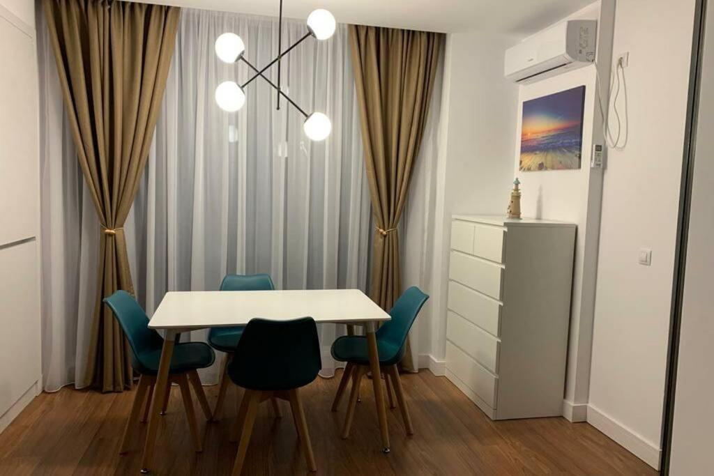Andreve Apartment By Onix Blue Mamaia Nord, Baby Friendly, Private Parking Неводарі Екстер'єр фото